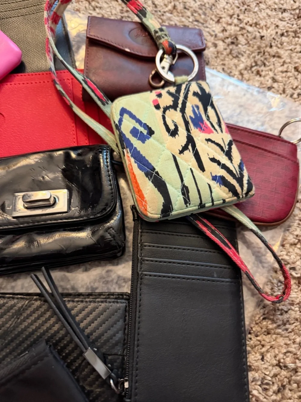 Used Wallet Lot - Picture 7 of 7